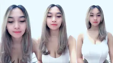 Bokep Indo Ulyaaa Host Live Dada Jumbo Montok poster